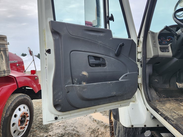 2008-international-workstar-7400-image-74