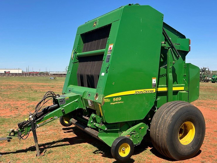 john-deere-569-image-1