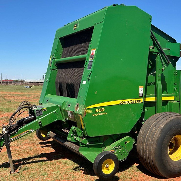 JOHN DEERE 569