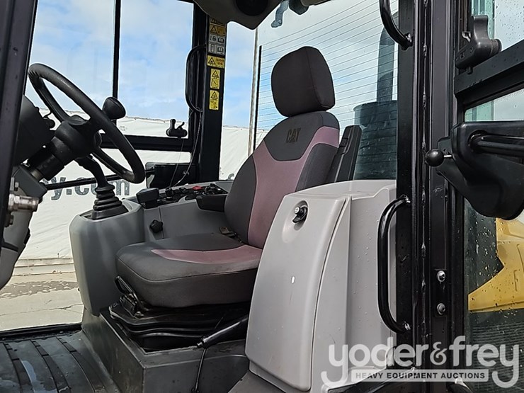 2014-caterpillar-907h2-image-23