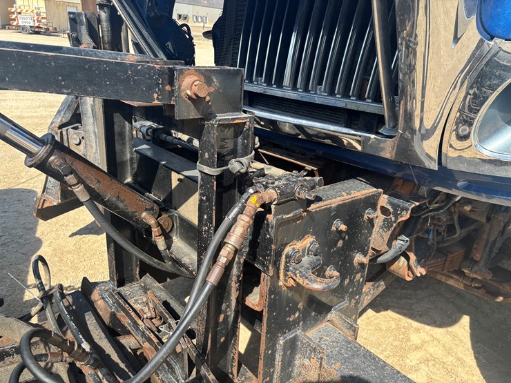 2006-international-7600-image-106