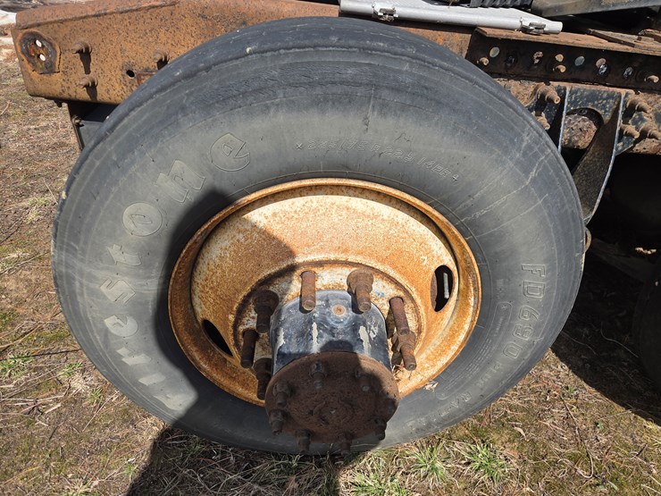 2012-international-prostar-image-58