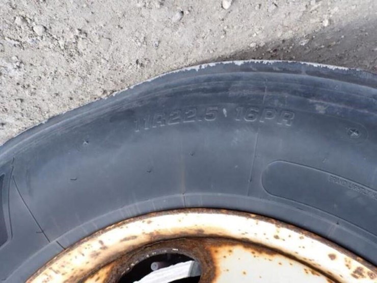 2012-ford-f750-xlt-image-32