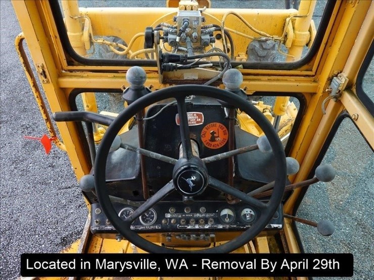 1975-deere-570a-image-8