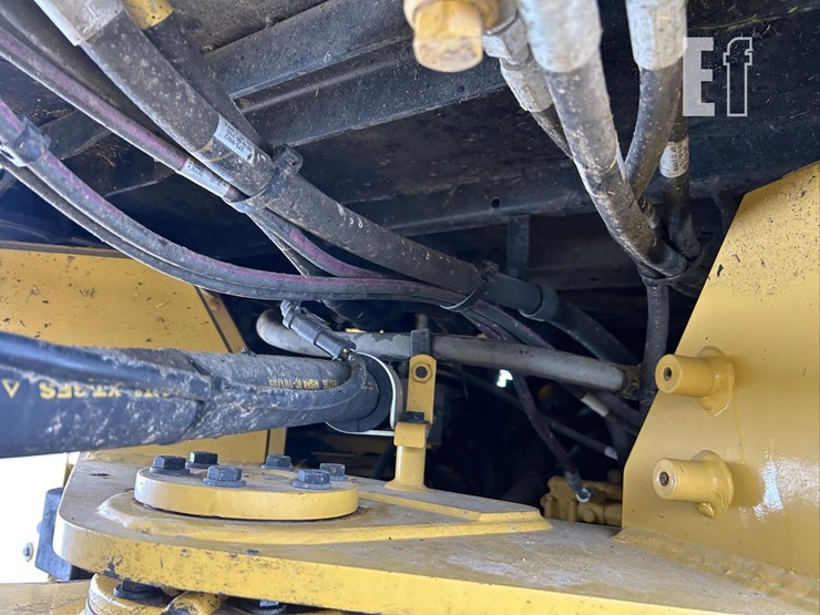 2016-caterpillar-930m-image-30