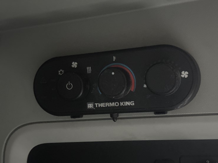 2020-kenworth-t680-image-65