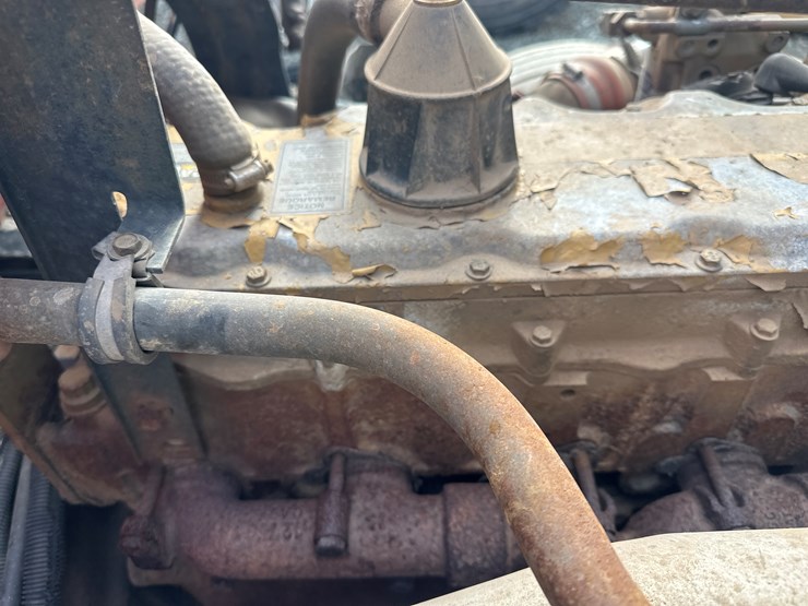 2000-gmc-t6500-image-52