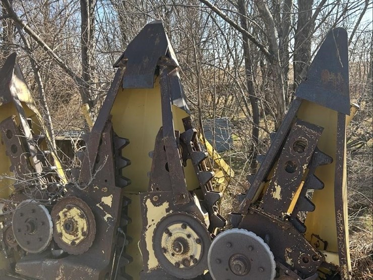 new-holland-900-image-9