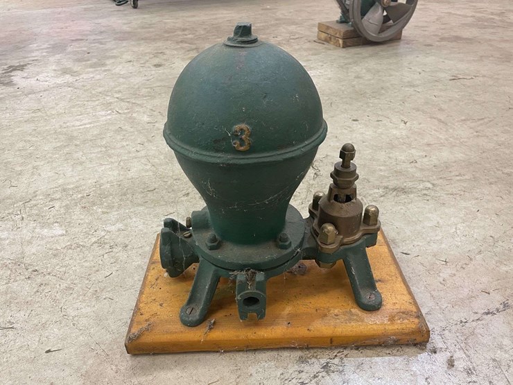 goulds-pump-display-image-5