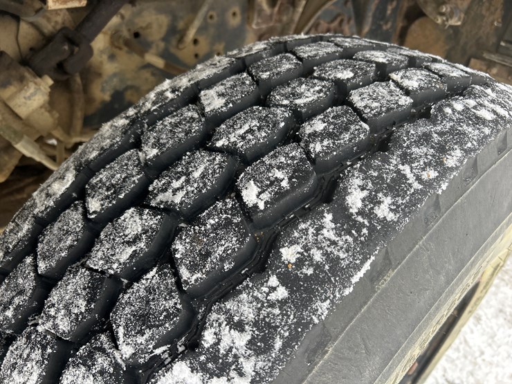 1990-ford-l9000-image-74