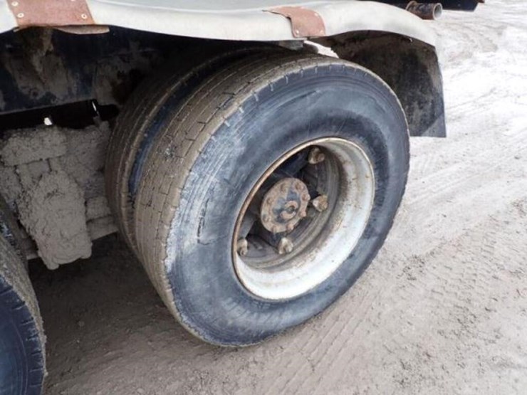 1999-sterling-l9513-image-49