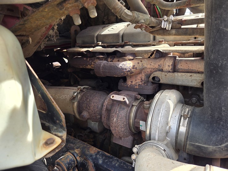 2005-massey-ferguson-8-image-56