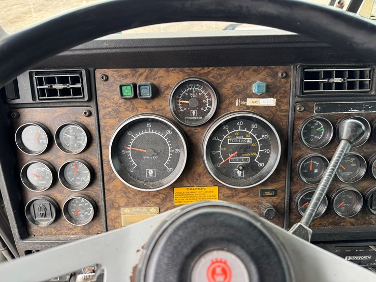1995-kenworth-t600-image-47
