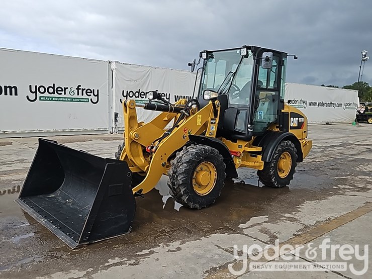 2016-caterpillar-907m-image-1