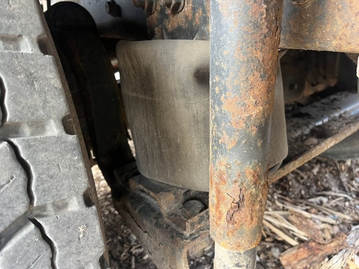 #1556-•-1999-mack-e7-460-day-cab-truck-tractor-image-60