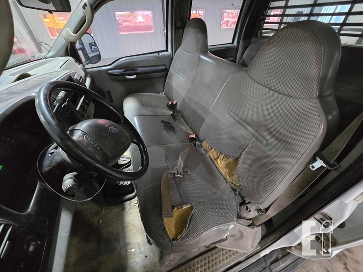 2006-ford-f350-image-9