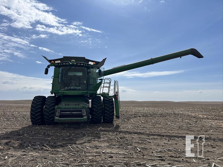 2012-john-deere-s690-image-97