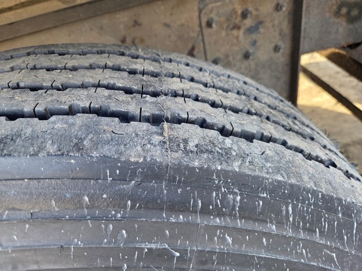 2012-international-7600-image-73