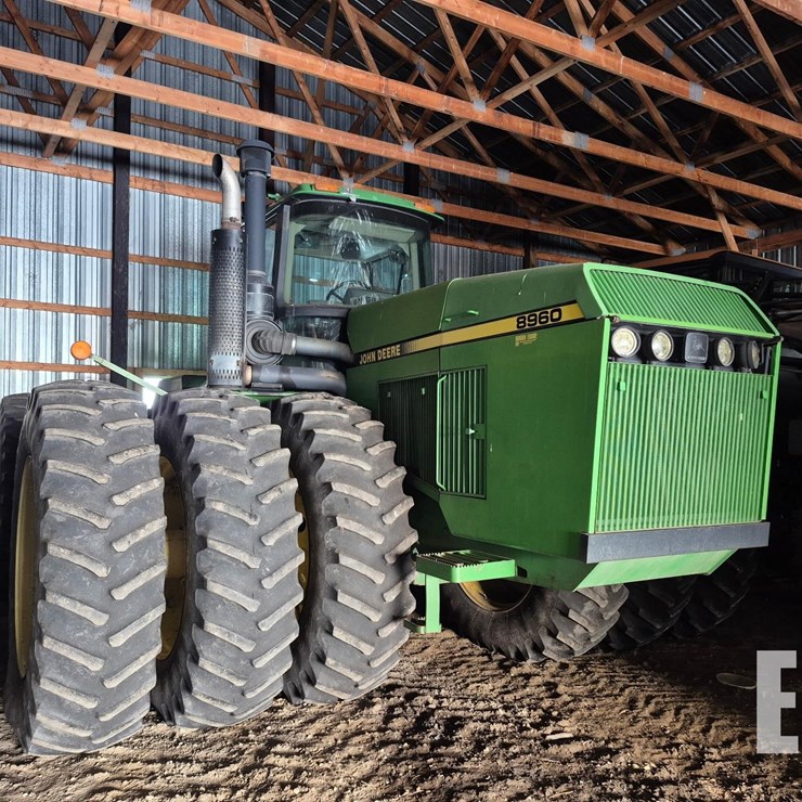 1992 JOHN DEERE 8960