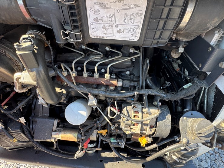 bobcat-t550-image-23