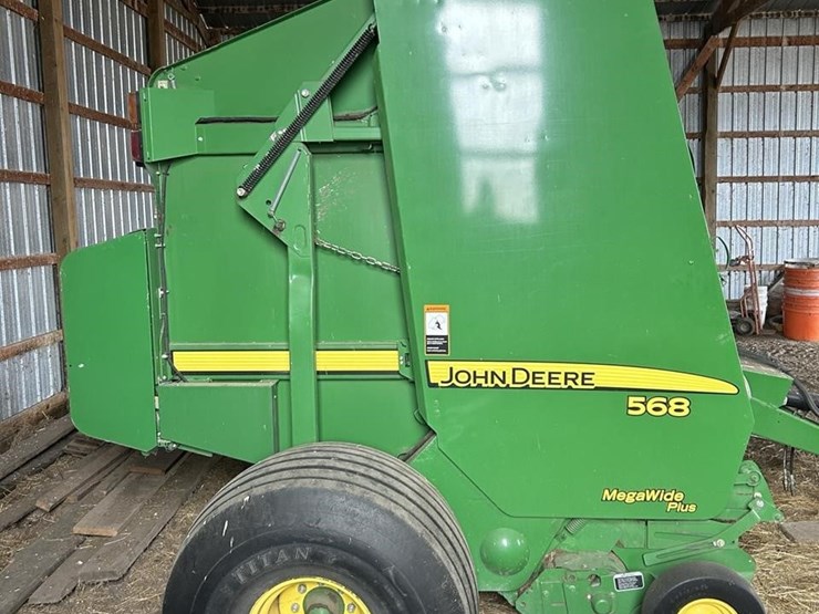 2011-john-deere-568-image-7