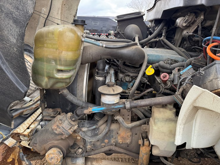 2007-international-durastar-4400-image-54