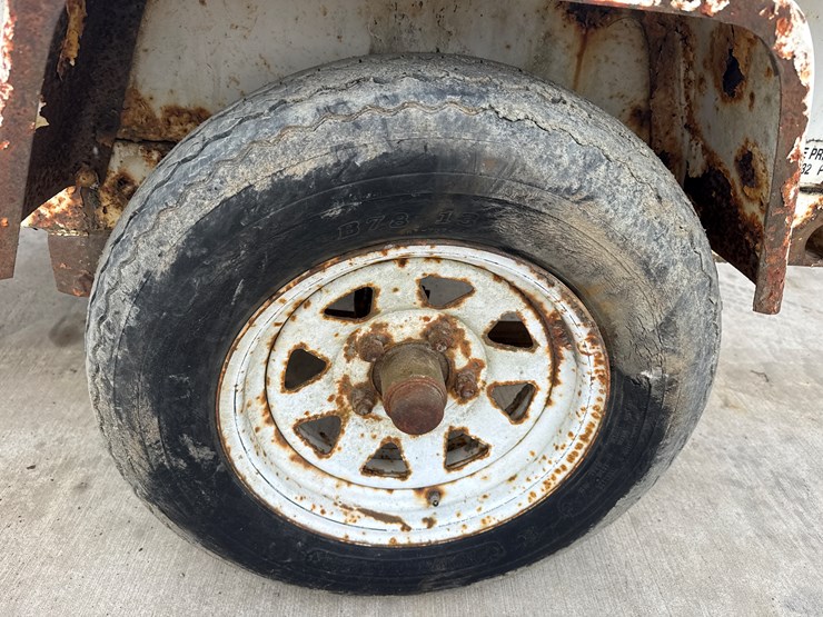 massey-ferguson-8-image-36