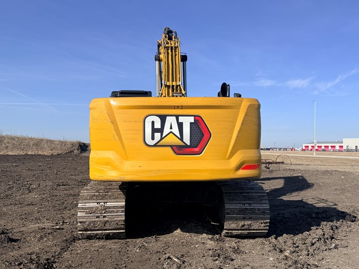caterpillar-340-image-4