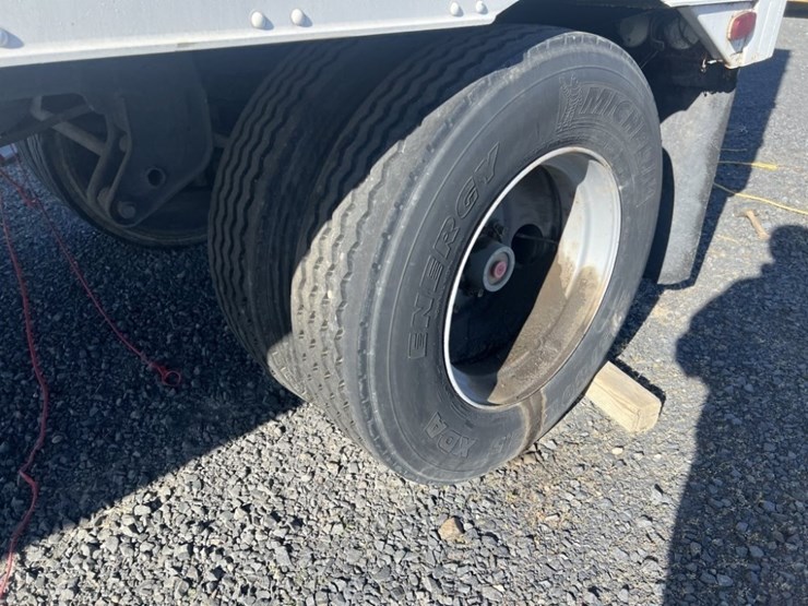 1976-comet-s/a-office-trailer-image-17