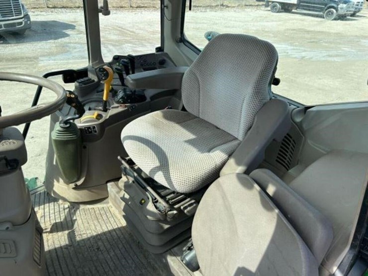 2020-john-deere-6130m-image-17