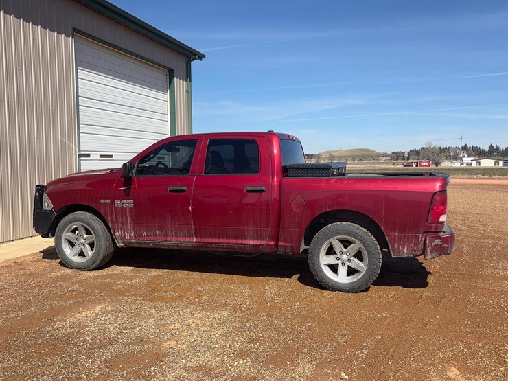 2014-dodge-1500-image-6