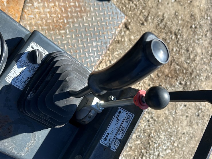 2007-bomag-bw138ad-image-44