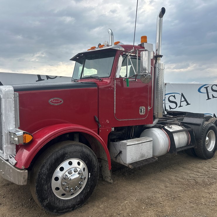 2004 PETERBILT 378