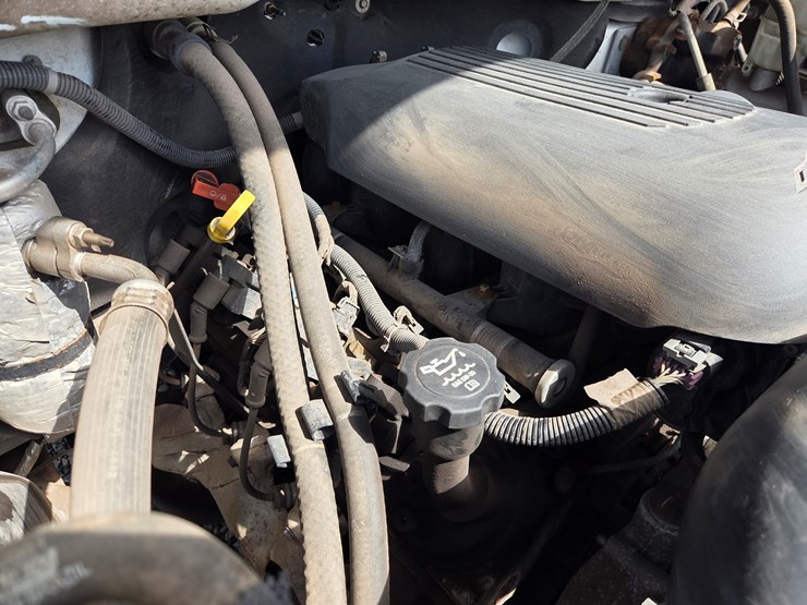 2003-chevrolet-3500-image-39