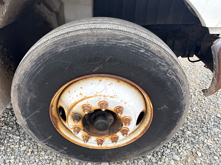 2002-international-4300-sba-image-55