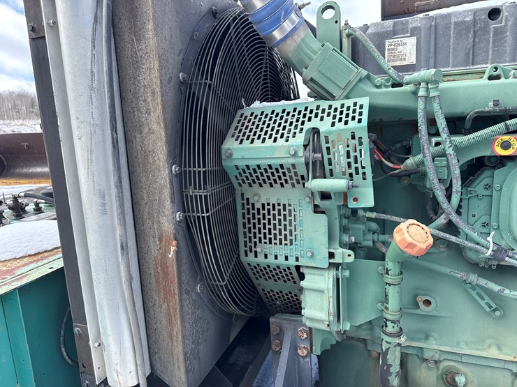 #2212-•-vovlo/marathon-320kw-generator-image-16