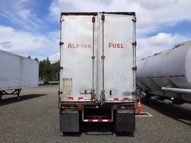 strick-trailer-image-5