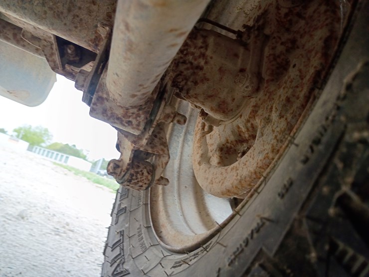 2000-chevrolet-tracker-image-76