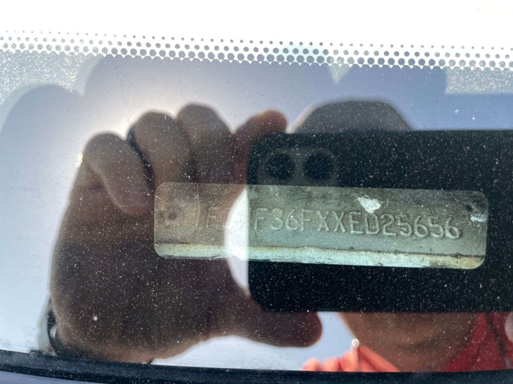 1999-ford-f350-image-29