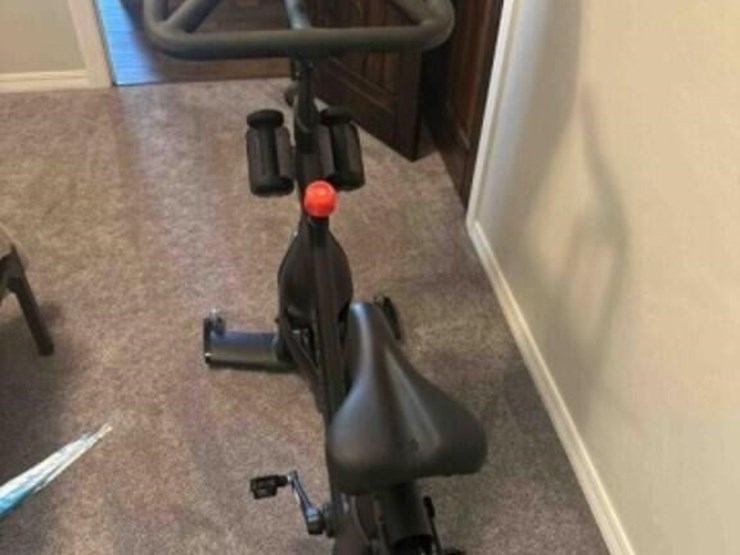 peloton-stationary-bike--ponca-city-location-image-3