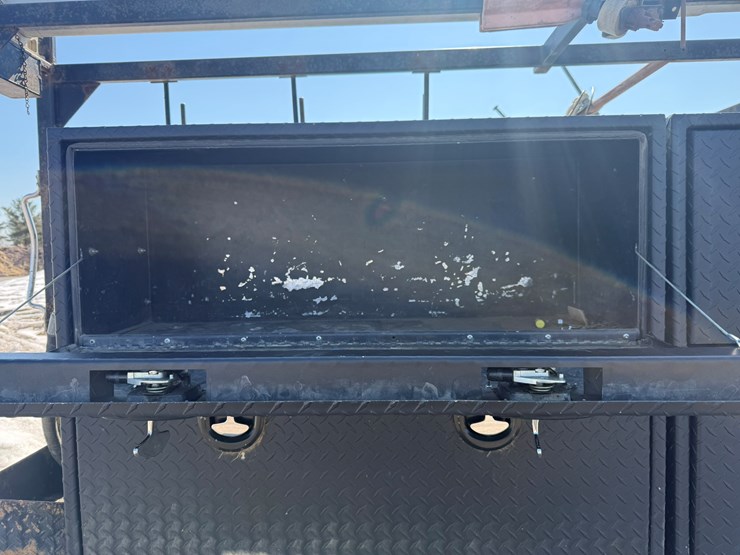 #2047-•-2012-ram-5500-heavy-duty-4x4-service-truck-image-28