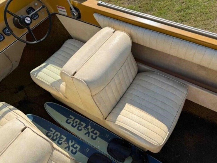 newman-citation-16’-boat-image-14