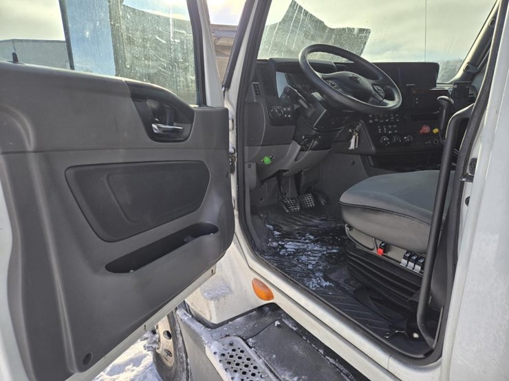 2019-international-lt-image-58