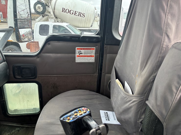 2004-kenworth-w900-image-44