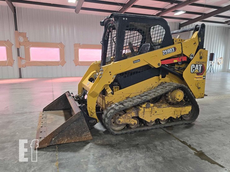 2022-caterpillar-259d3-image-1