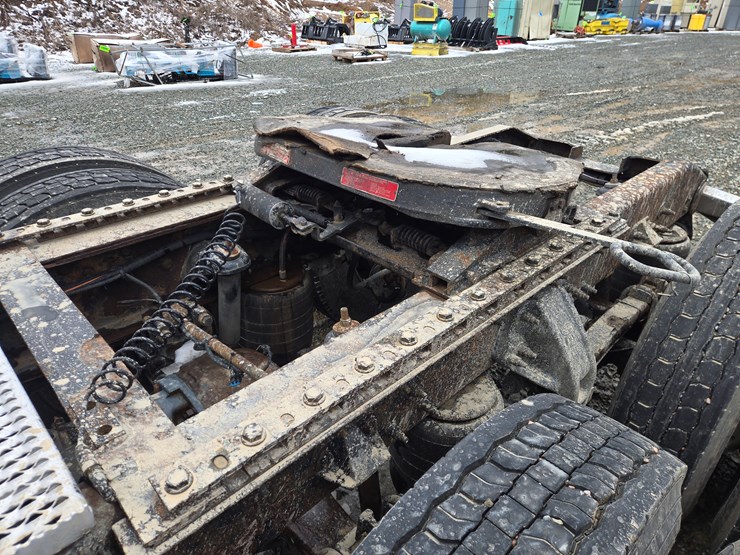 2007-peterbilt-387-image-41