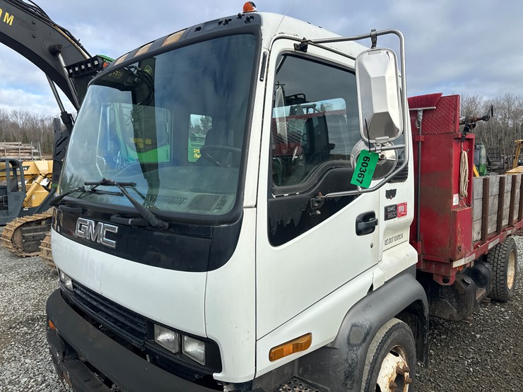 2000-gmc-t6500-image-9