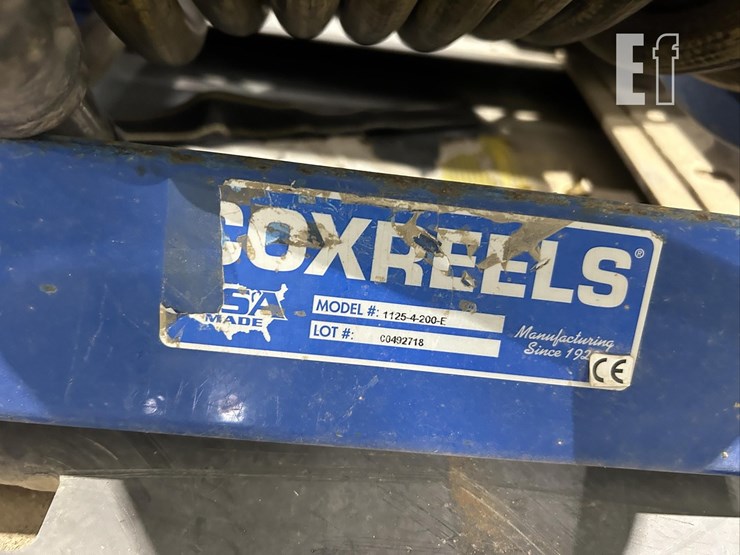 portable-water-tank-w/pump-image-11