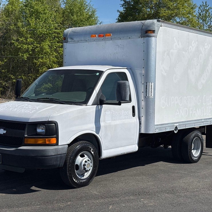 2009 CHEVROLET 3500