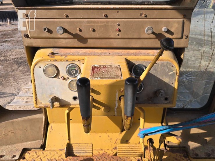 1982-caterpillar-d6d-image-16